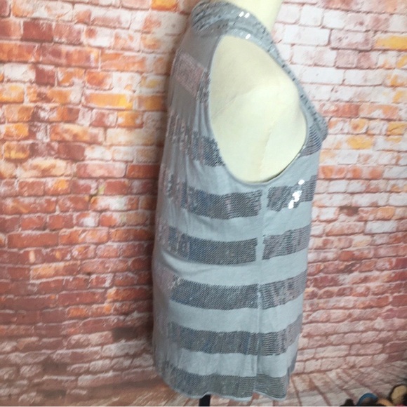 White House Black Market Gray and Silver Sequined Cowl Neck Sleeveless Blouse - Picture 4 of 8